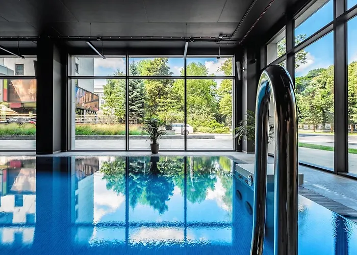 Platinium House & Spa Basen-Sauna Centrum